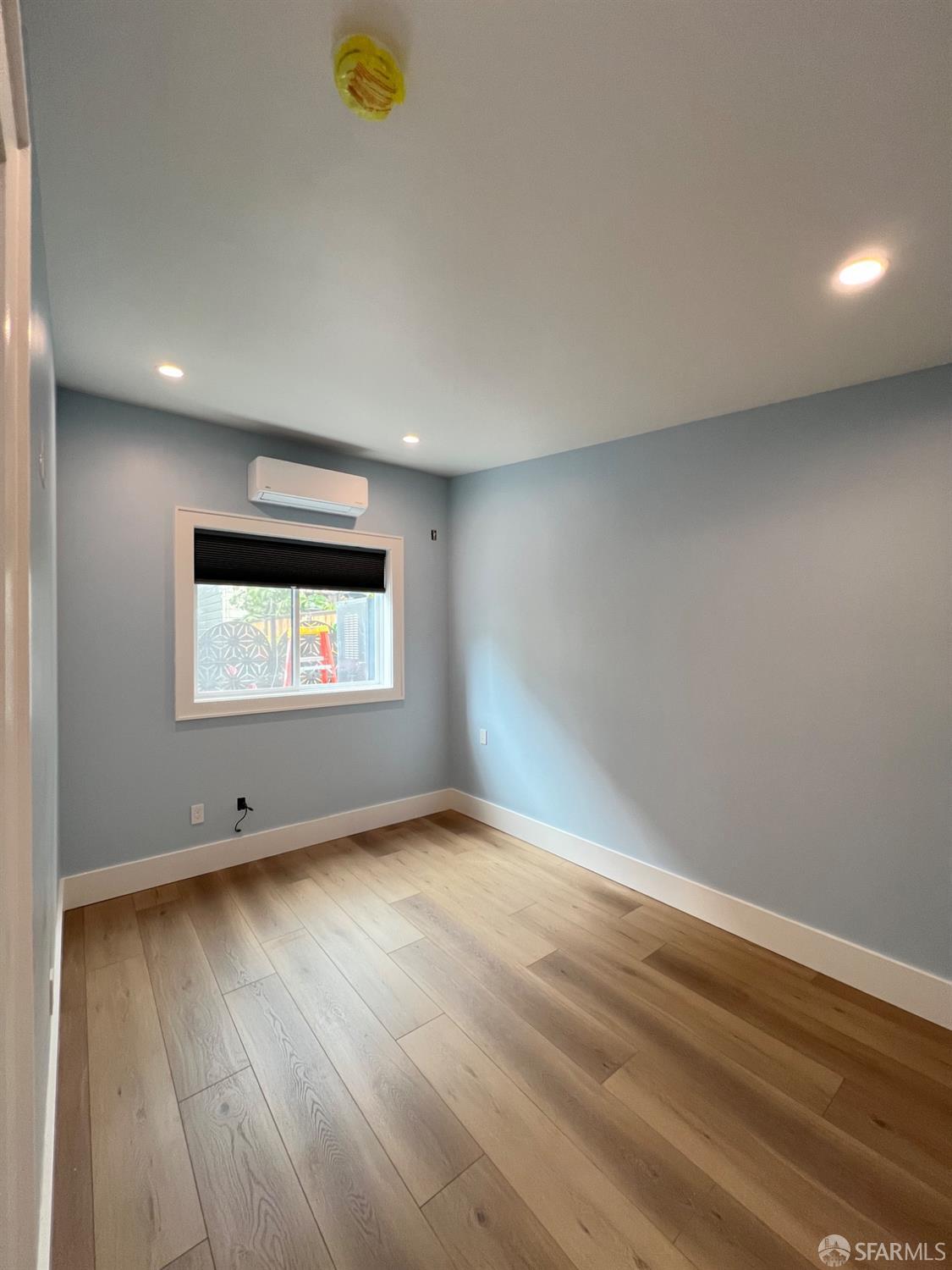 Detail Gallery Image 8 of 30 For 3037 Harrison St 3037a,  San Francisco,  CA 94110 - 0 Beds | 6 Baths