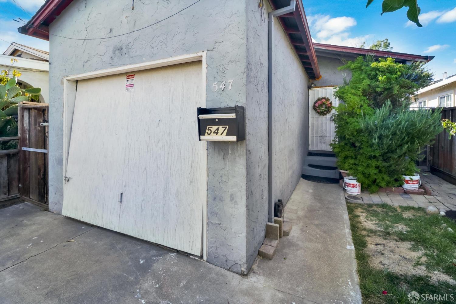 Detail Gallery Image 26 of 26 For 547 Hurlingame Ave, Redwood City,  CA 94063 - 2 Beds | 1 Baths