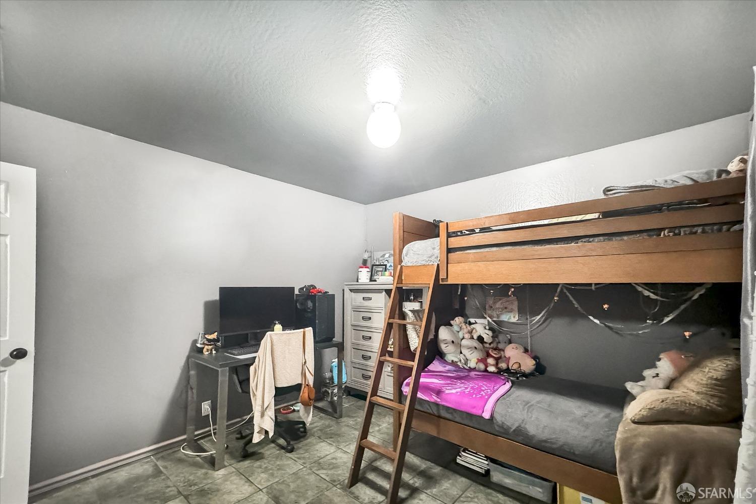 Detail Gallery Image 16 of 26 For 547 Hurlingame Ave, Redwood City,  CA 94063 - 2 Beds | 1 Baths