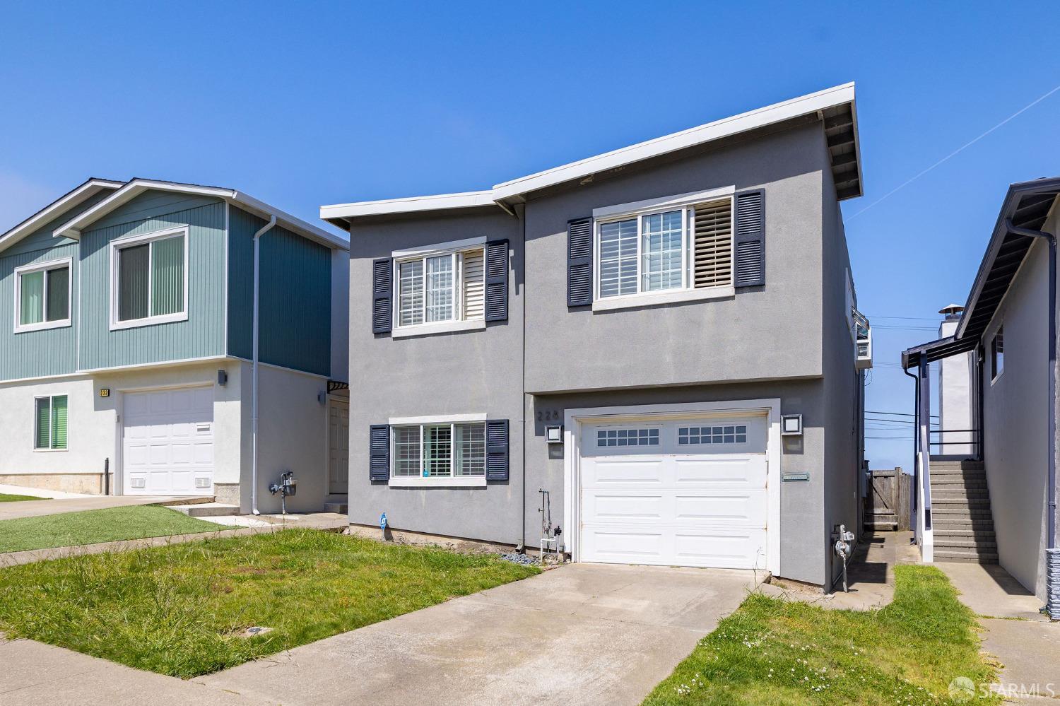 Detail Gallery Image 2 of 31 For 228 Belhaven Ave, Daly City,  CA 94015 - 3 Beds | 3 Baths