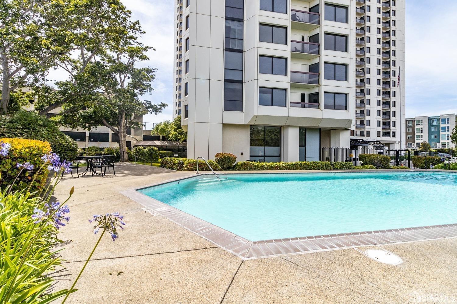 Detail Gallery Image 29 of 36 For 6363 Christie Ave #1823,  Emeryville,  CA 94608 - 1 Beds | 1 Baths