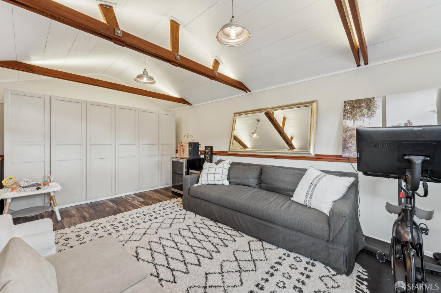 Detail Gallery Image 26 of 30 For 2705 Ponce Ave, Belmont,  CA 94002 - 2 Beds | 2 Baths