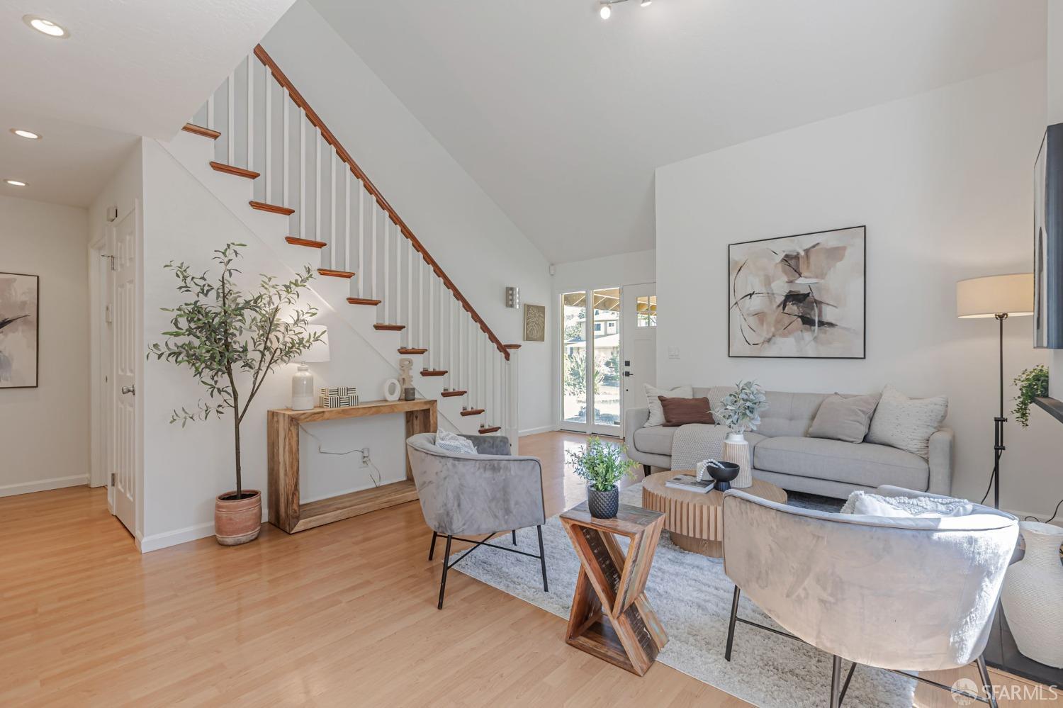 Detail Gallery Image 6 of 31 For 269 Esteban Way, San Jose,  CA 95119 - 4 Beds | 2 Baths