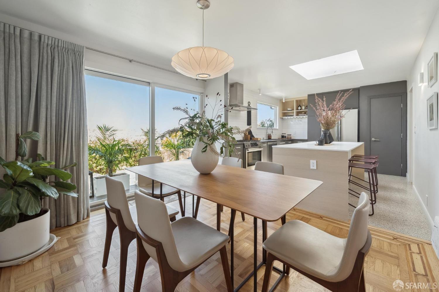 Detail Gallery Image 11 of 54 For 120 Brunswick St, San Francisco,  CA 94112 - 3 Beds | 3 Baths