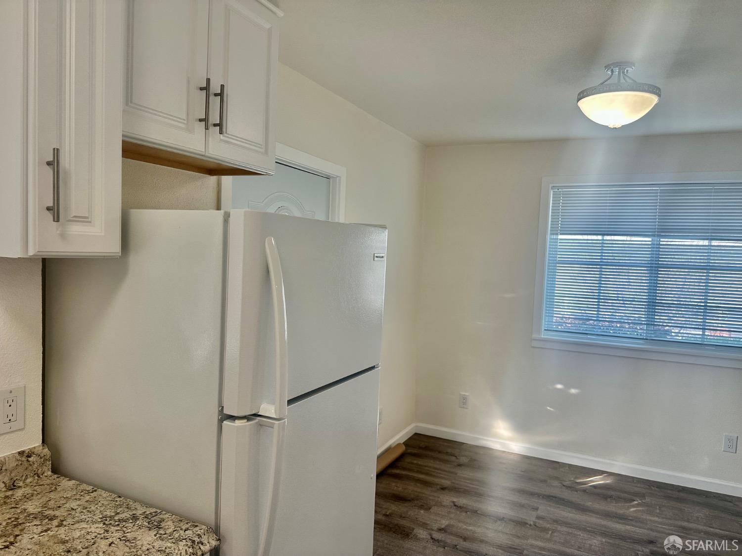 Detail Gallery Image 8 of 23 For 1897 Beach Park Blvd, Foster City,  CA 94404 - 1 Beds | 1 Baths