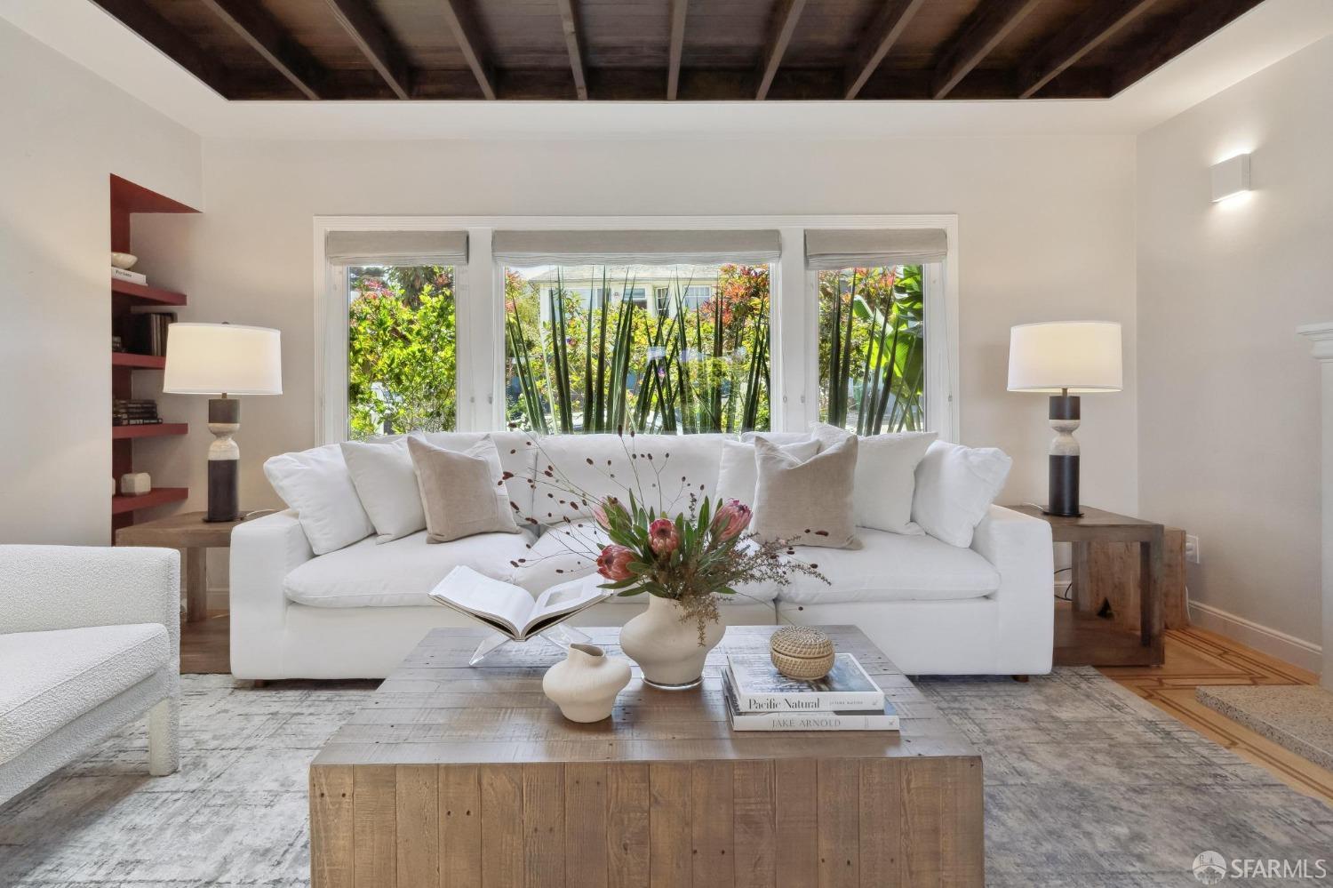 Detail Gallery Image 3 of 54 For 120 Brunswick St, San Francisco,  CA 94112 - 3 Beds | 3 Baths