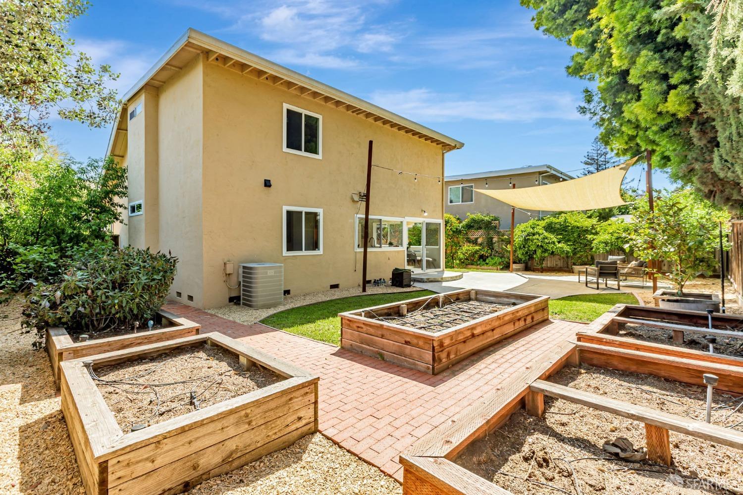 Detail Gallery Image 24 of 31 For 269 Esteban Way, San Jose,  CA 95119 - 4 Beds | 2 Baths