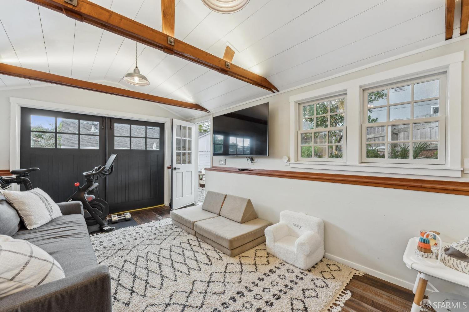Detail Gallery Image 25 of 30 For 2705 Ponce Ave, Belmont,  CA 94002 - 2 Beds | 2 Baths