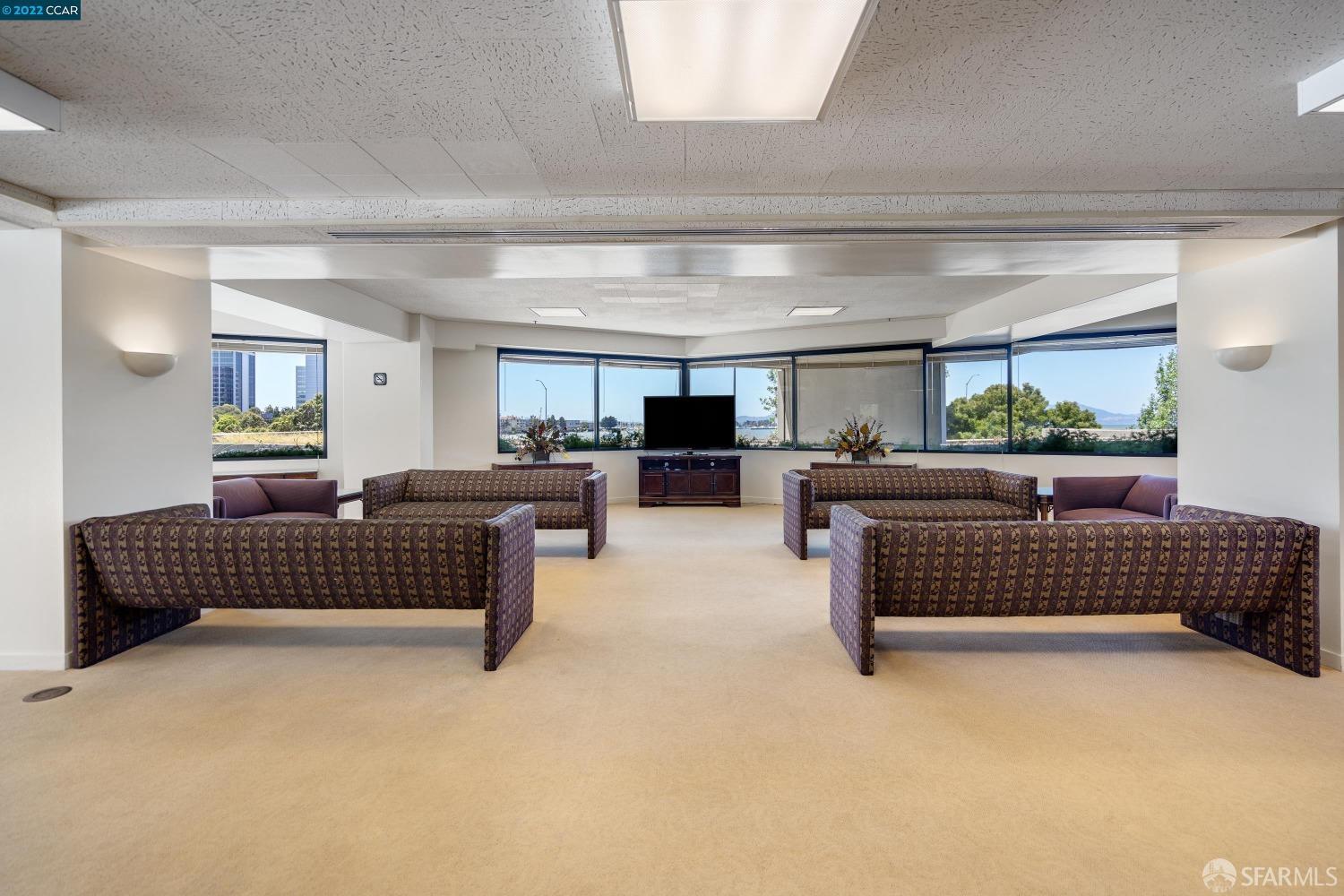 Detail Gallery Image 24 of 36 For 6363 Christie Ave #1823,  Emeryville,  CA 94608 - 1 Beds | 1 Baths
