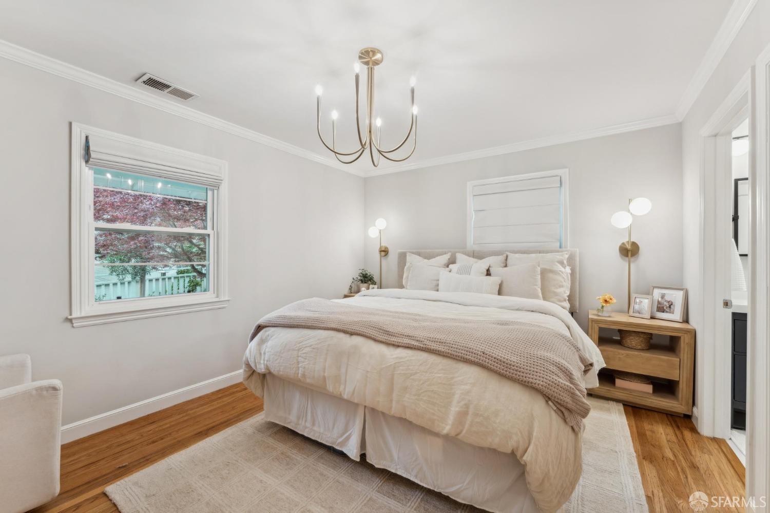 Detail Gallery Image 12 of 30 For 2705 Ponce Ave, Belmont,  CA 94002 - 2 Beds | 2 Baths
