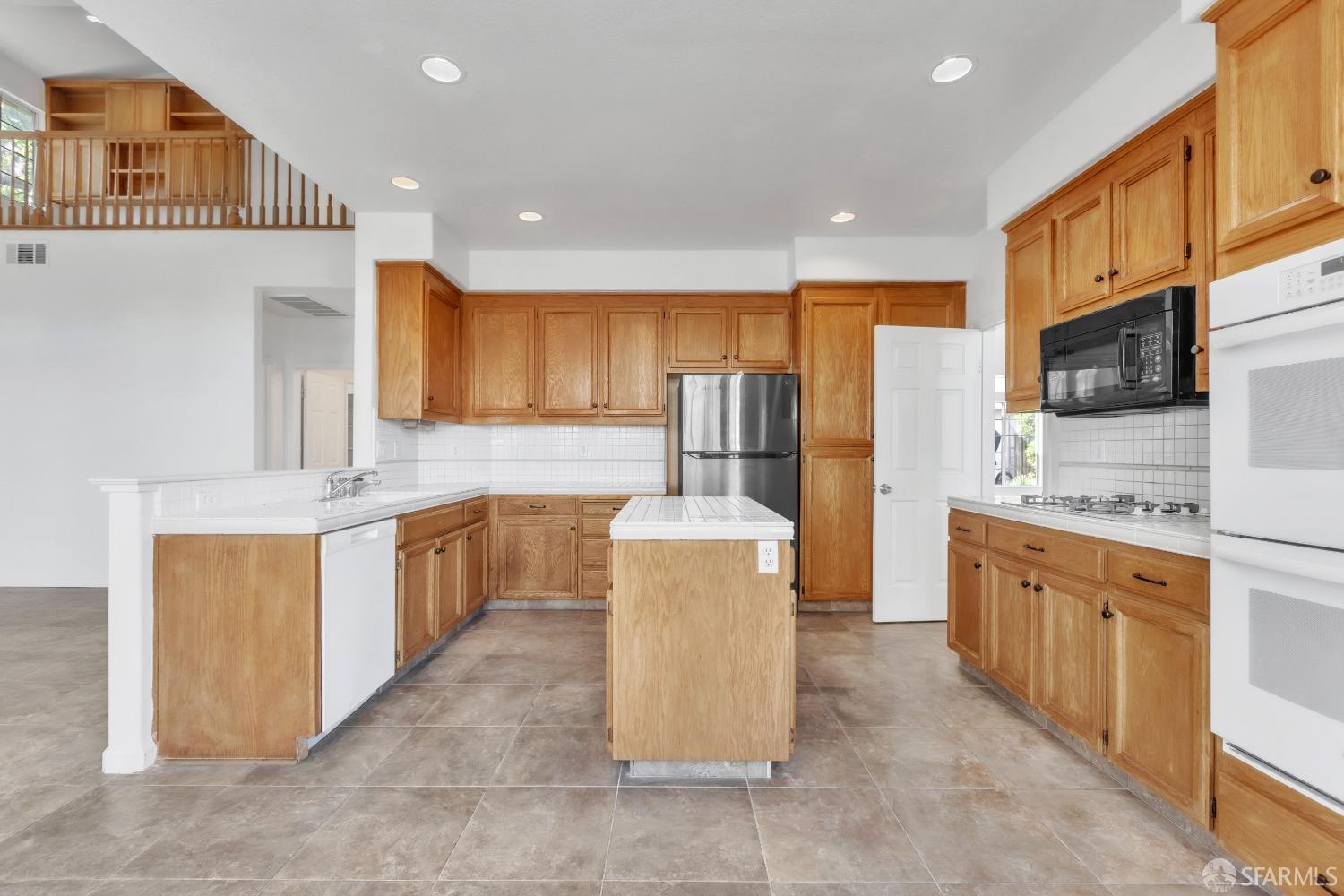 Detail Gallery Image 23 of 49 For 4737 Crestone Peak Dr, Antioch,  CA 94531 - 4 Beds | 3 Baths