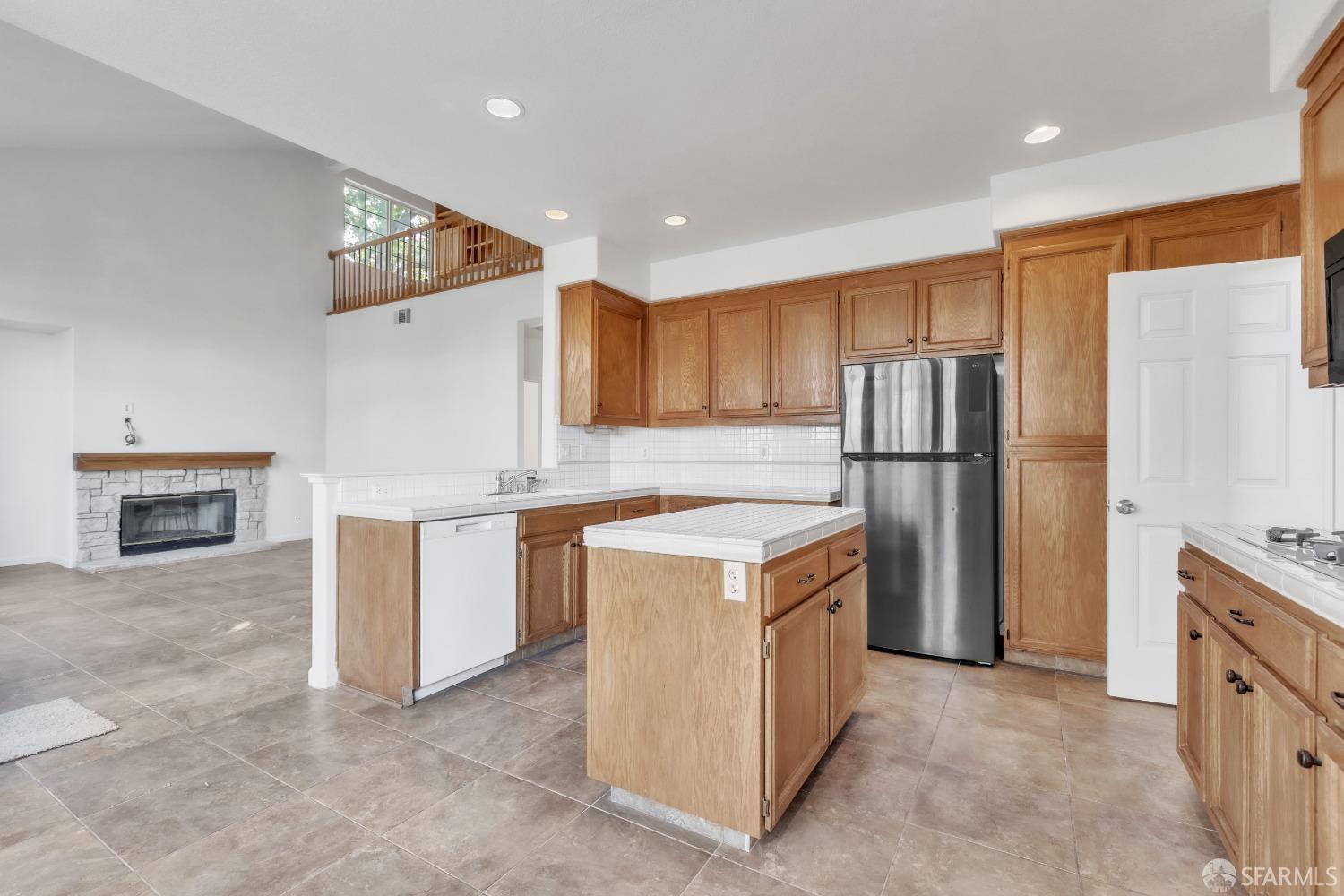 Detail Gallery Image 21 of 49 For 4737 Crestone Peak Dr, Antioch,  CA 94531 - 4 Beds | 3 Baths