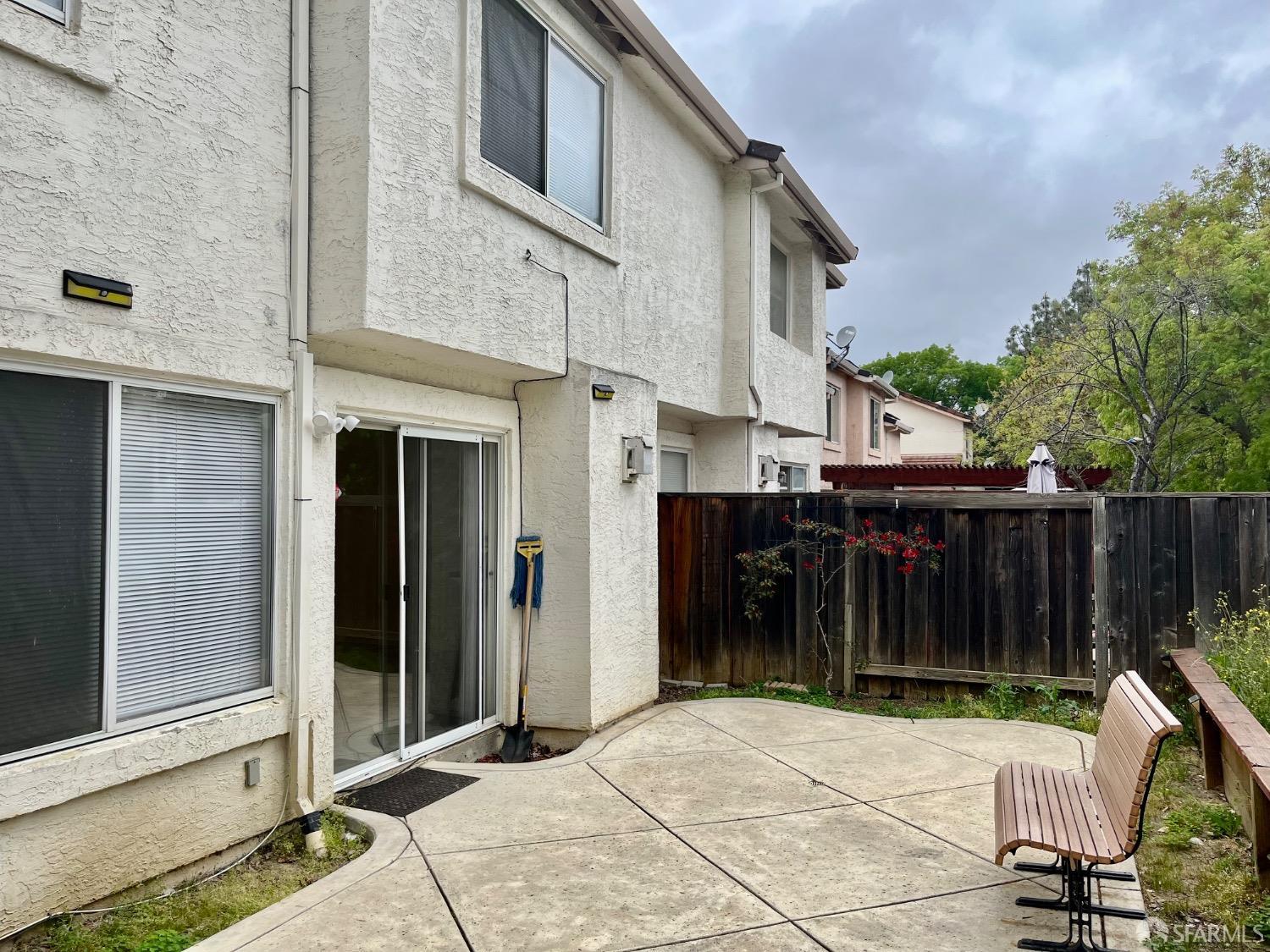 Detail Gallery Image 12 of 32 For 1713 Crater Peak Way, Antioch,  CA 94531 - 3 Beds | 2 Baths