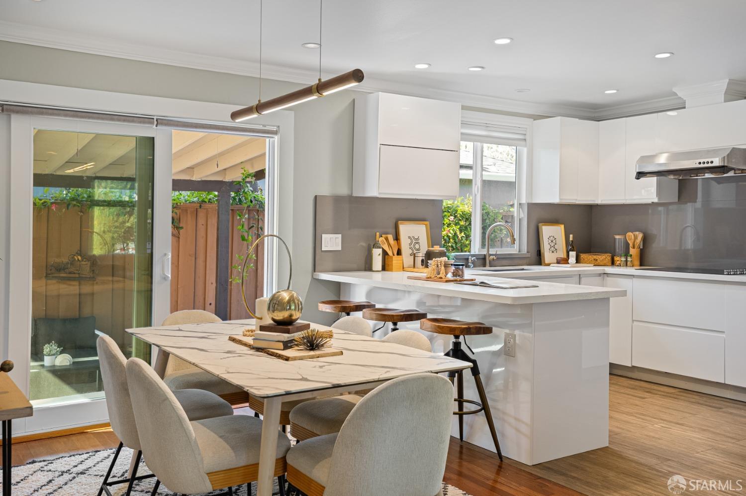 Detail Gallery Image 15 of 56 For 795 9th Ave, Redwood City,  CA 94063 - 3 Beds | 1 Baths