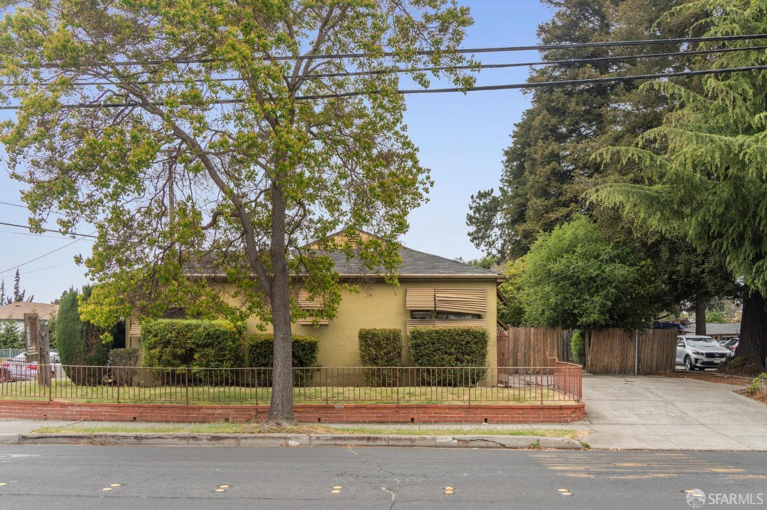 Detail Gallery Image 24 of 26 For 1600 B St, Hayward,  CA 94541 - – Beds | – Baths