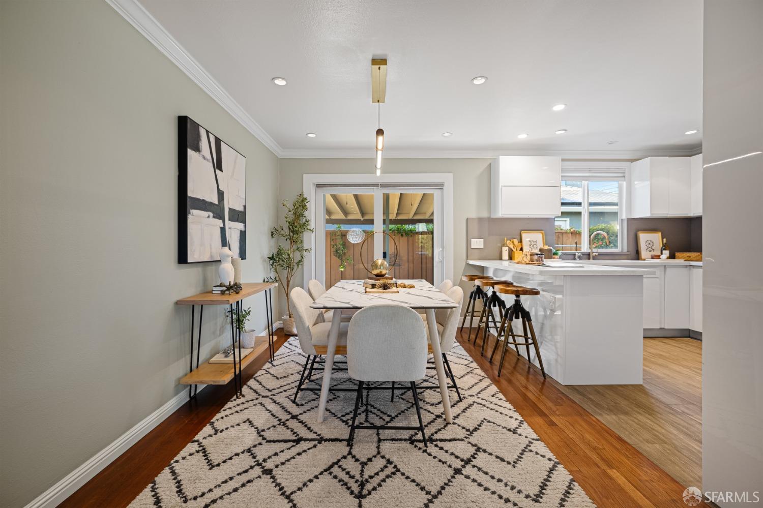 Detail Gallery Image 16 of 56 For 795 9th Ave, Redwood City,  CA 94063 - 3 Beds | 1 Baths