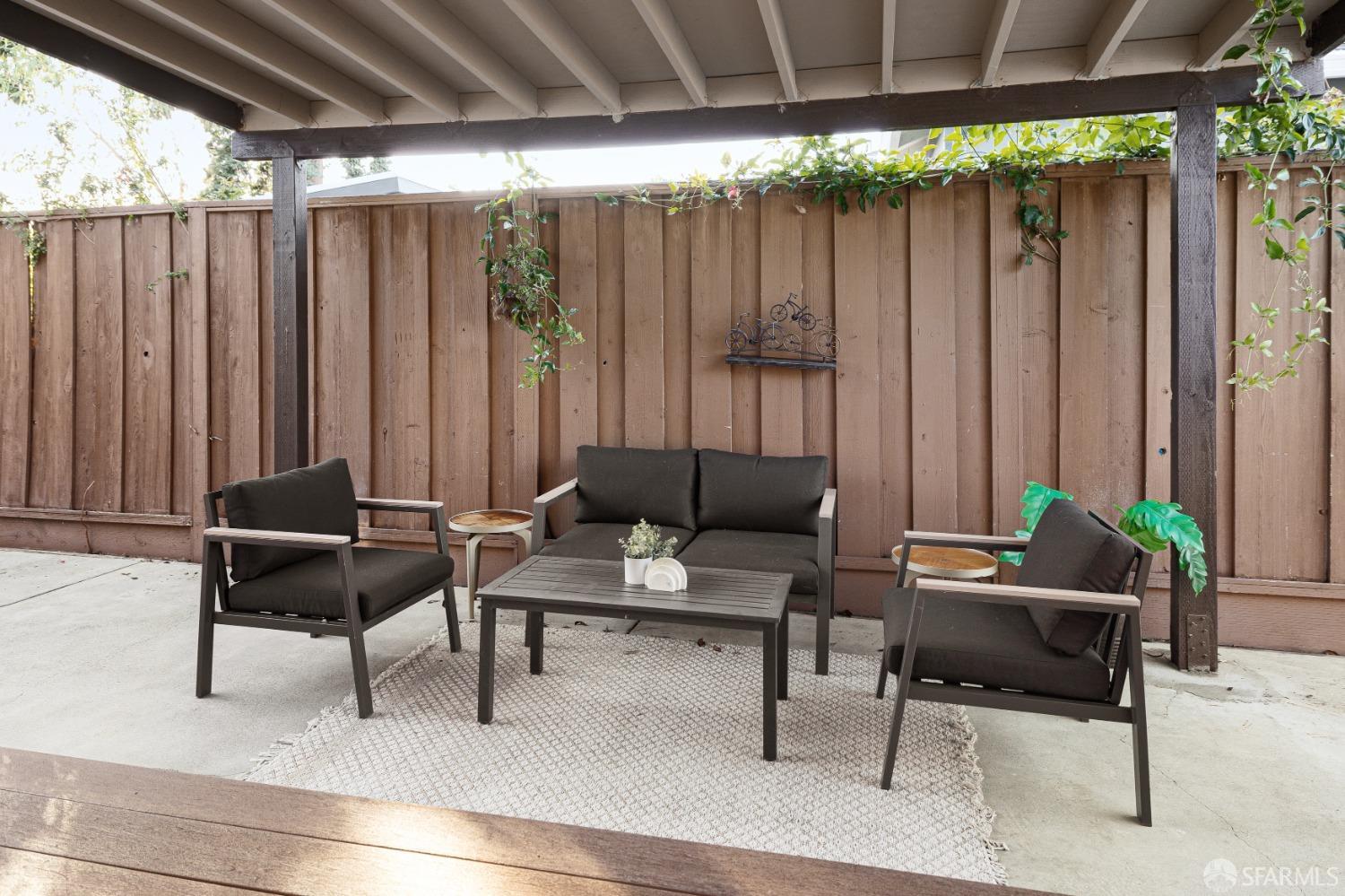 Detail Gallery Image 43 of 56 For 795 9th Ave, Redwood City,  CA 94063 - 3 Beds | 1 Baths