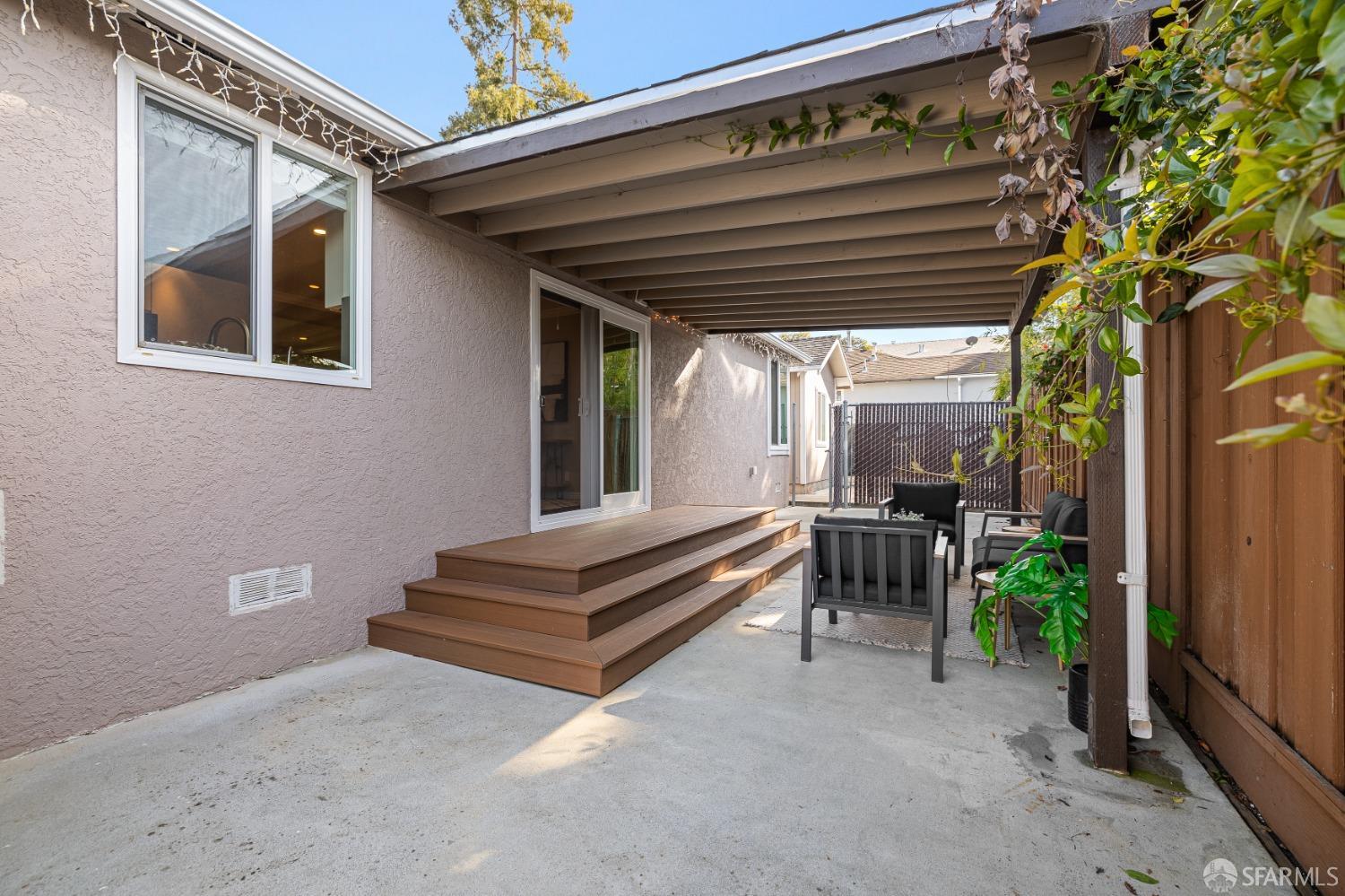 Detail Gallery Image 44 of 56 For 795 9th Ave, Redwood City,  CA 94063 - 3 Beds | 1 Baths