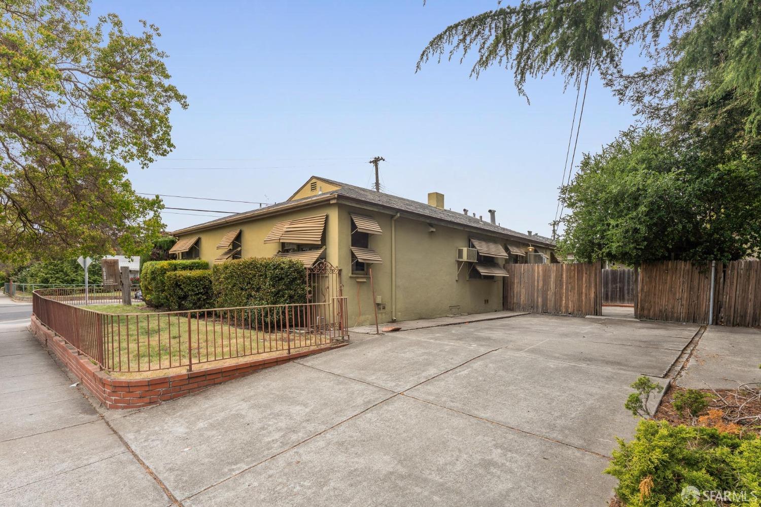 Detail Gallery Image 23 of 26 For 1600 B St, Hayward,  CA 94541 - – Beds | – Baths