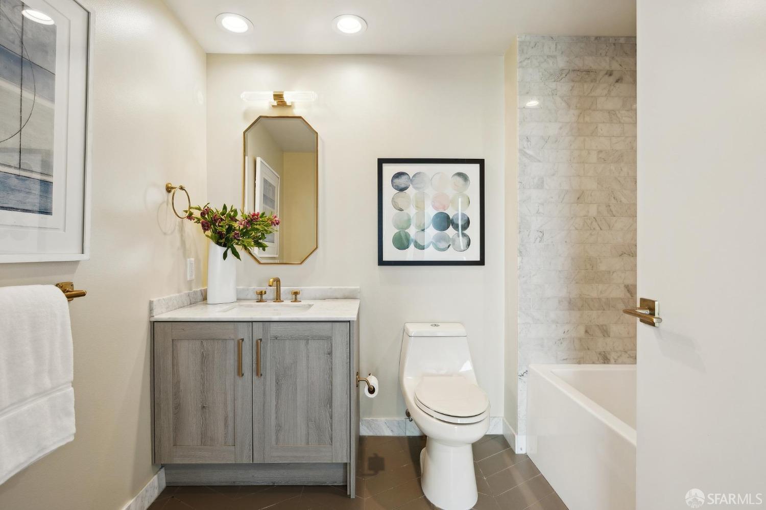Detail Gallery Image 23 of 33 For 401 Harrison St 35d,  San Francisco,  CA 94105 - 2 Beds | 2 Baths