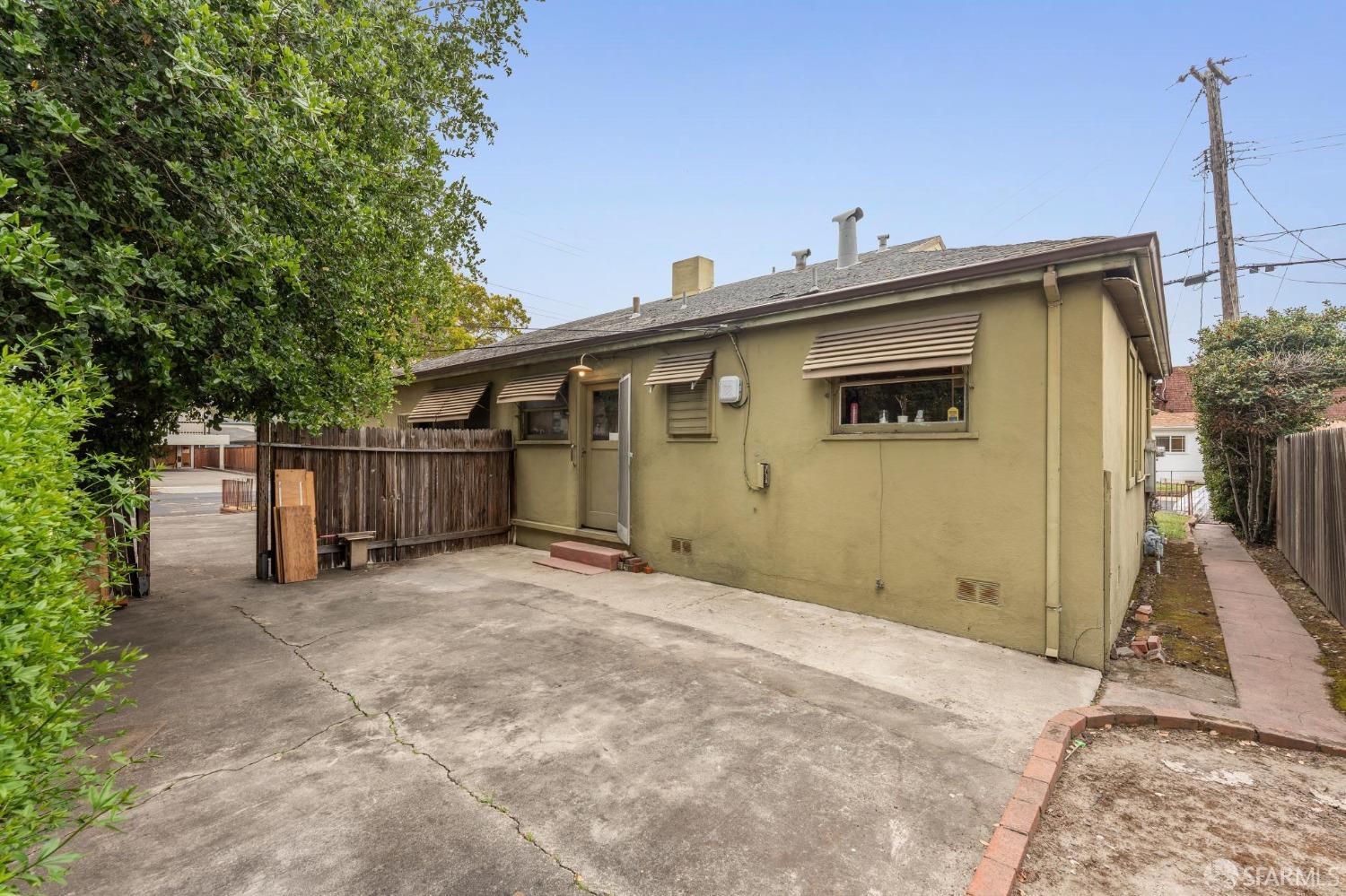 Detail Gallery Image 22 of 26 For 1600 B St, Hayward,  CA 94541 - – Beds | – Baths