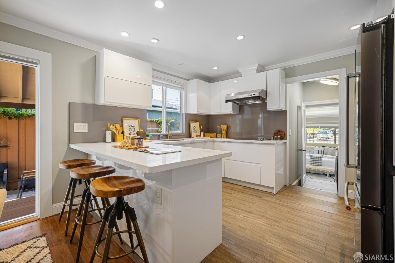 Detail Gallery Image 21 of 56 For 795 9th Ave, Redwood City,  CA 94063 - 3 Beds | 1 Baths