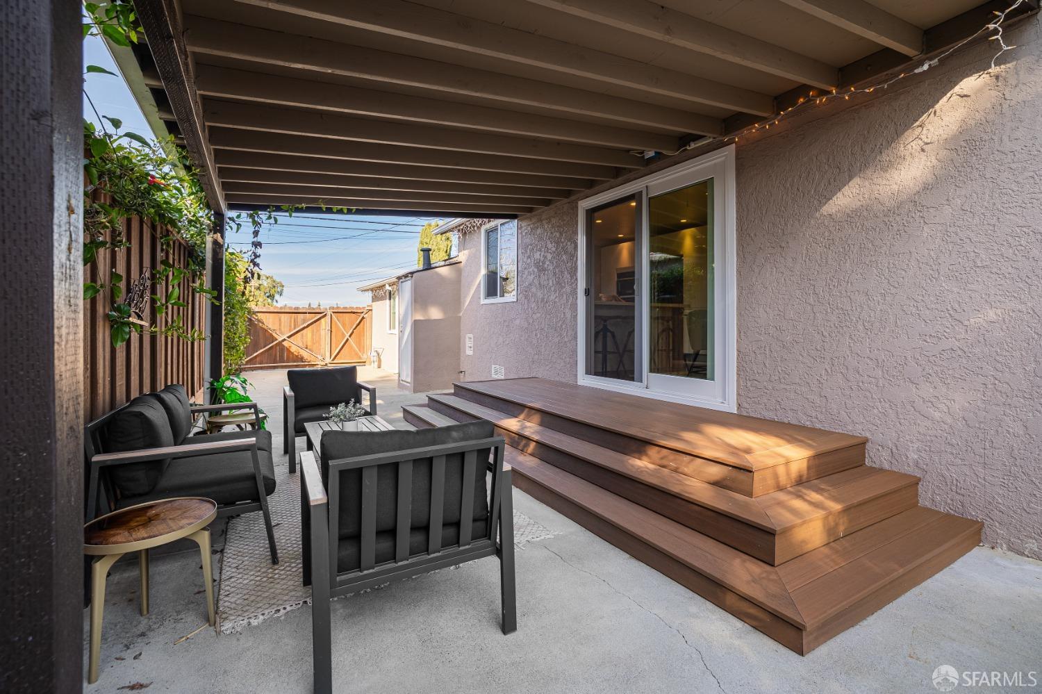 Detail Gallery Image 46 of 56 For 795 9th Ave, Redwood City,  CA 94063 - 3 Beds | 1 Baths