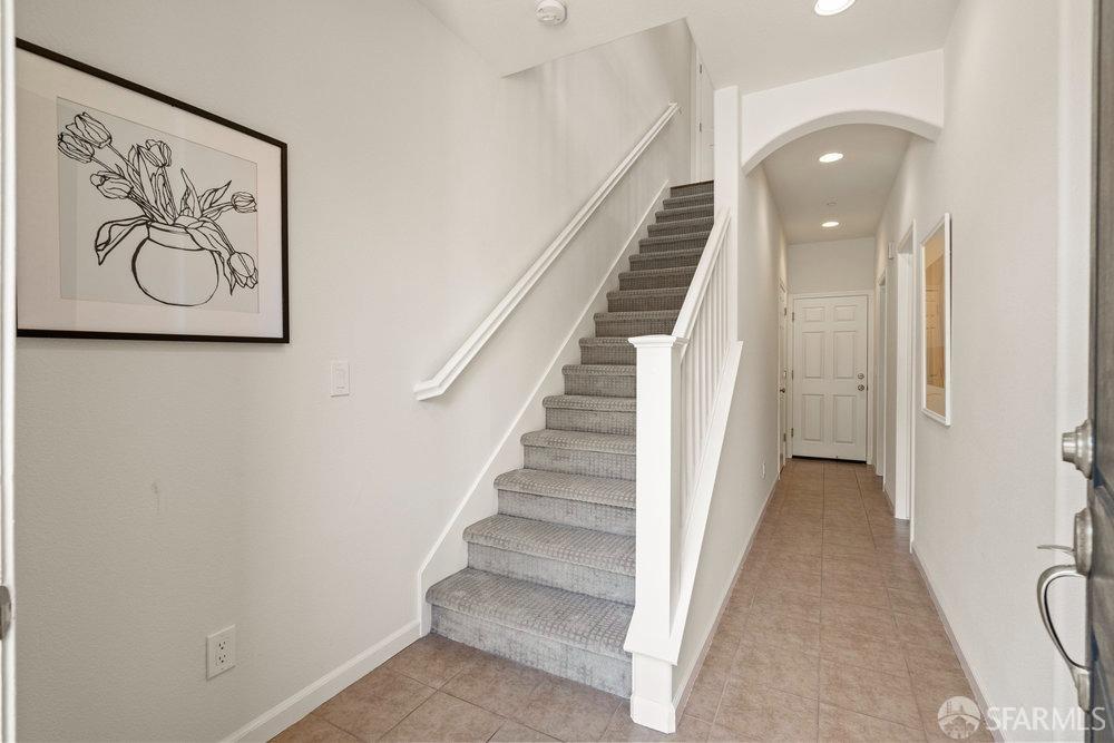 Detail Gallery Image 3 of 36 For 254 Sullivan Way, Hayward,  CA 94541 - 4 Beds | 4 Baths