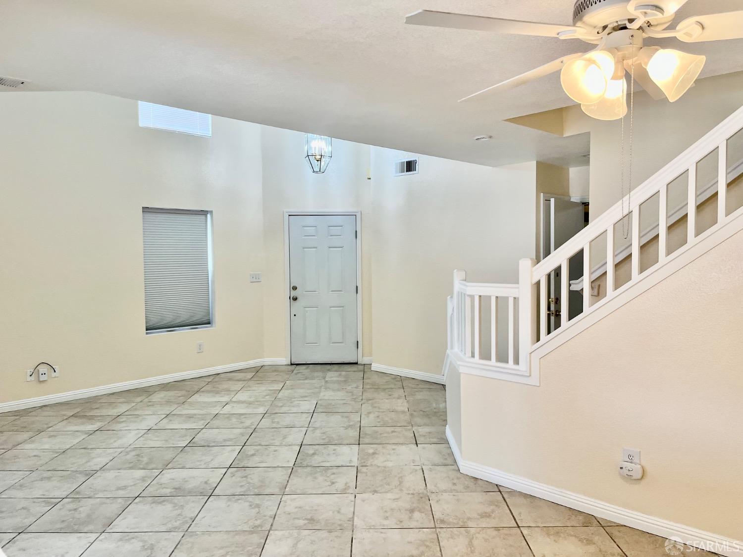 Detail Gallery Image 13 of 32 For 1713 Crater Peak Way, Antioch,  CA 94531 - 3 Beds | 2 Baths