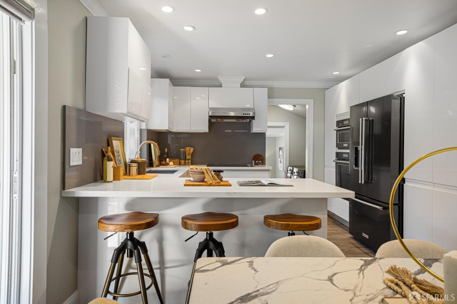 Detail Gallery Image 20 of 56 For 795 9th Ave, Redwood City,  CA 94063 - 3 Beds | 1 Baths