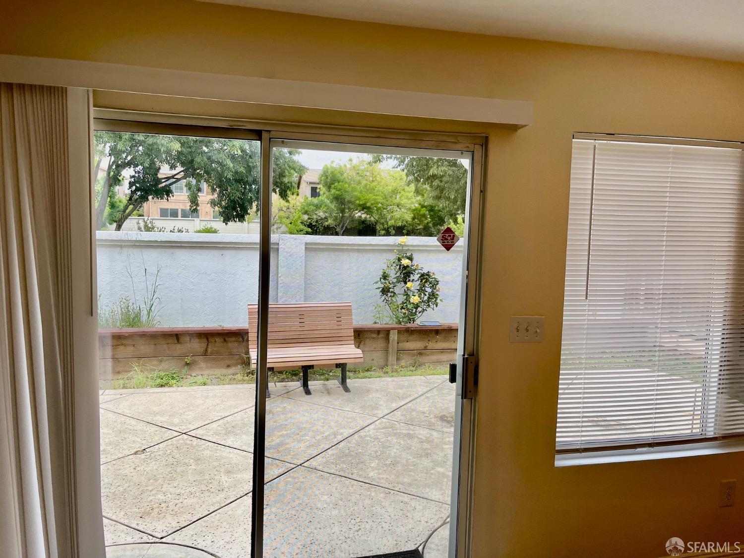 Detail Gallery Image 9 of 32 For 1713 Crater Peak Way, Antioch,  CA 94531 - 3 Beds | 2 Baths
