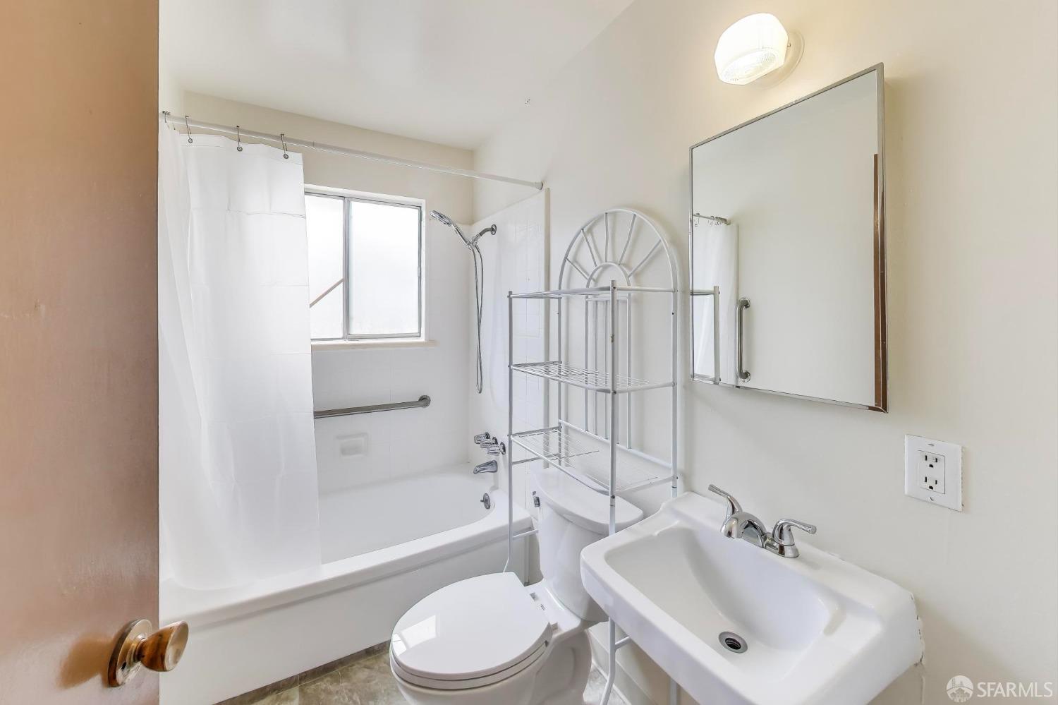 Detail Gallery Image 9 of 16 For 37847 Niles Blvd, Fremont,  CA 94536 - – Beds | – Baths