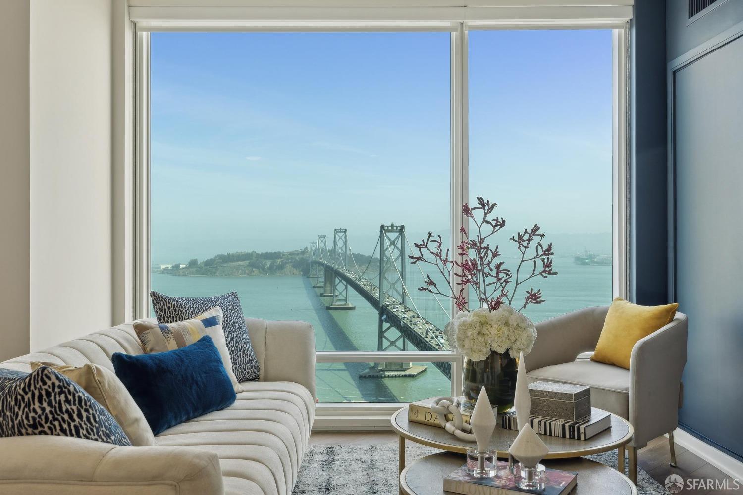 Detail Gallery Image 1 of 33 For 401 Harrison St 35d,  San Francisco,  CA 94105 - 2 Beds | 2 Baths