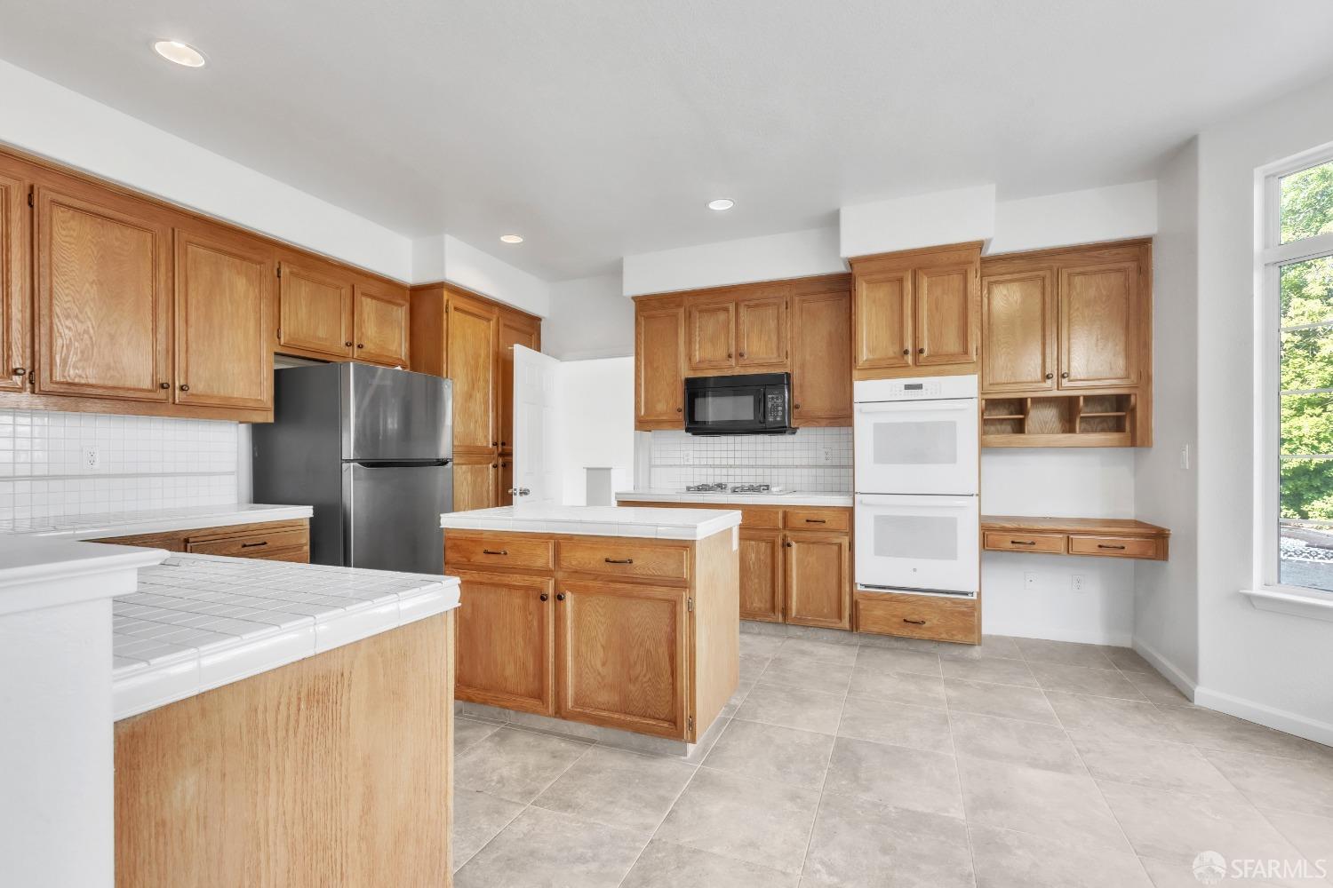 Detail Gallery Image 22 of 49 For 4737 Crestone Peak Dr, Antioch,  CA 94531 - 4 Beds | 3 Baths