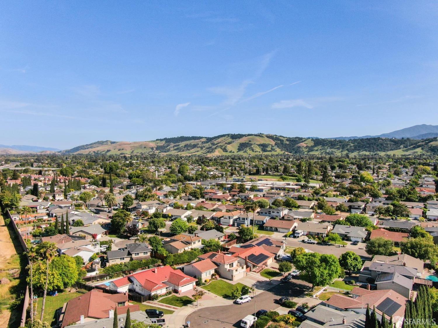Detail Gallery Image 43 of 44 For 5630 New Ct, San Jose,  CA 95123 - 4 Beds | 3 Baths