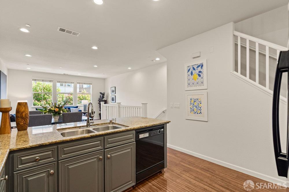 Detail Gallery Image 10 of 36 For 254 Sullivan Way, Hayward,  CA 94541 - 4 Beds | 4 Baths