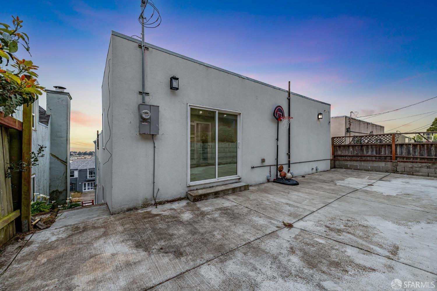15th Avenue, San Francisco, California image 13
