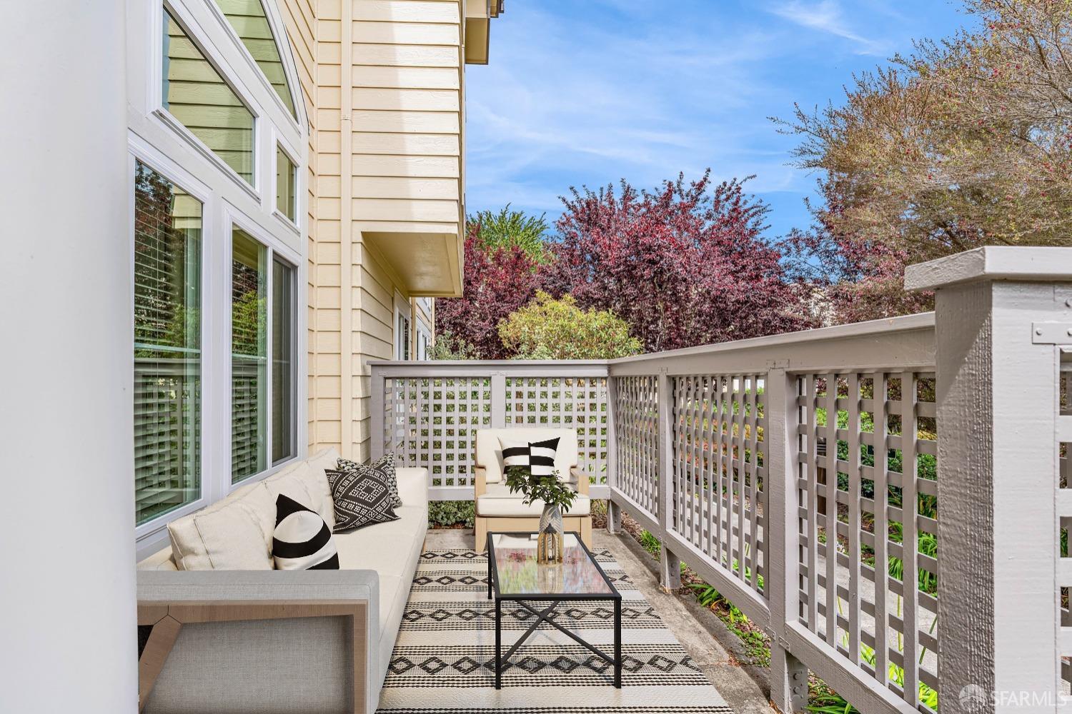 Detail Gallery Image 7 of 39 For 65 Patrick Way, Half Moon Bay,  CA 94019 - 2 Beds | 2/1 Baths