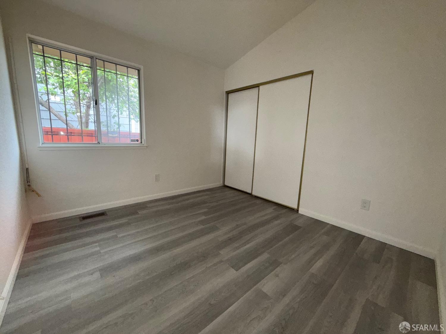 Detail Gallery Image 17 of 31 For 328 Snow Flake Way, Pittsburg,  CA 94565 - 3 Beds | 2 Baths