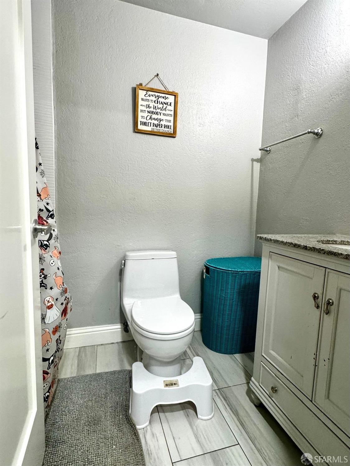 Detail Gallery Image 25 of 30 For 2103 Admiralty Ln, Foster City,  CA 94404 - 2 Beds | 2 Baths