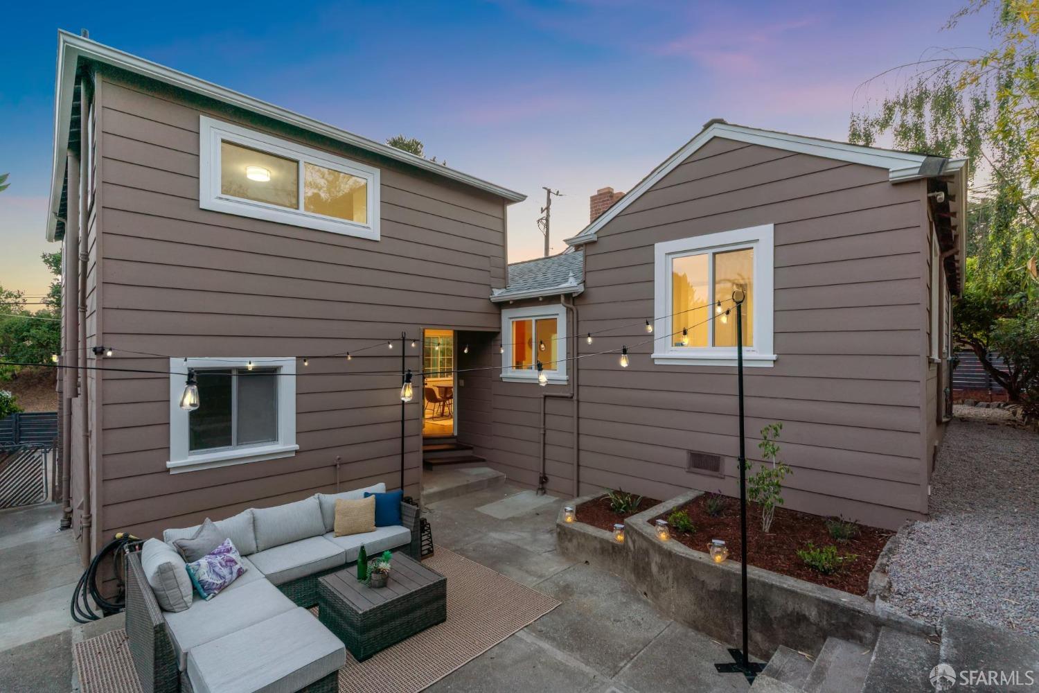 Detail Gallery Image 45 of 45 For 4600 Steele St, Oakland,  CA 94611 - 4 Beds | 2 Baths