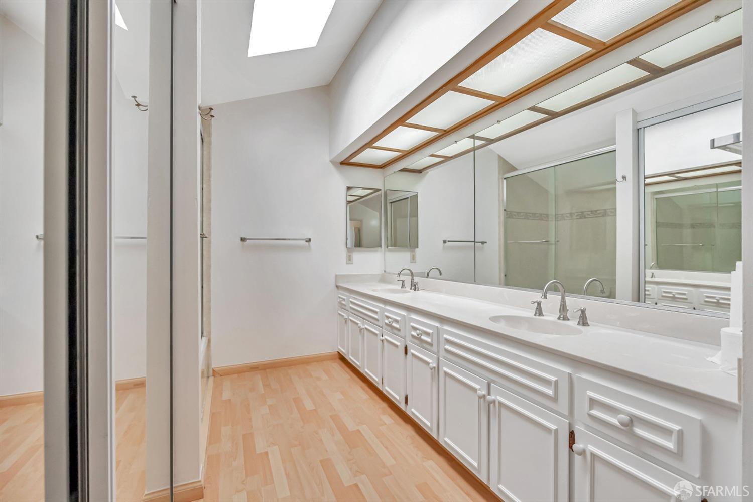 Detail Gallery Image 28 of 35 For 35 Cornwall Way, San Leandro,  CA 94577 - 3 Beds | 3 Baths