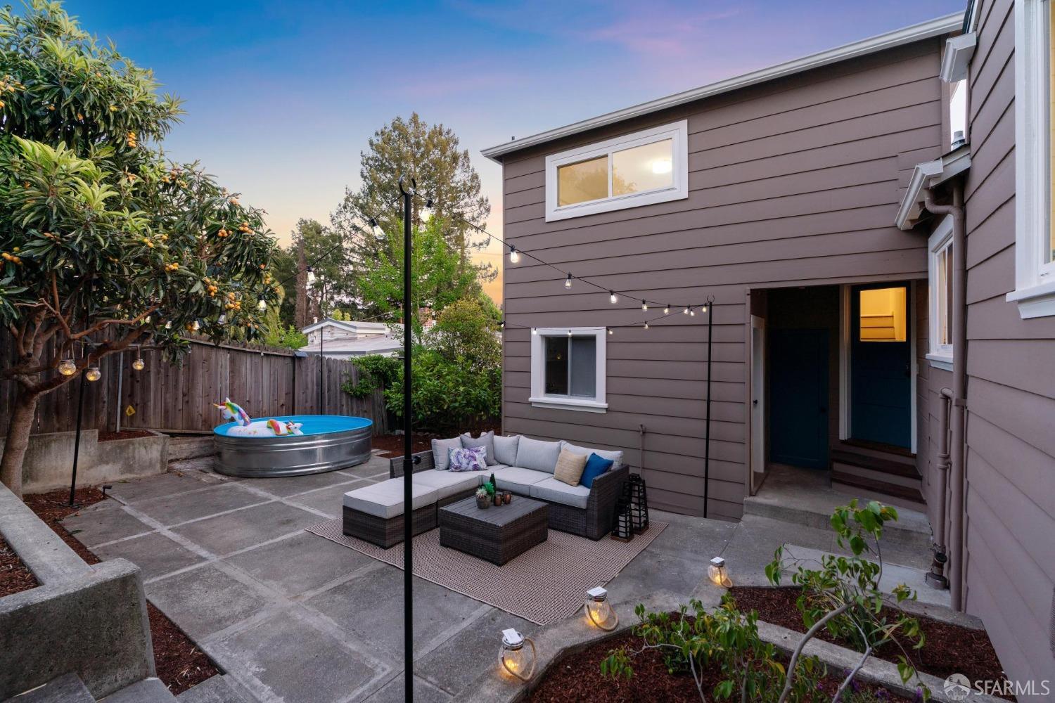 Detail Gallery Image 44 of 45 For 4600 Steele St, Oakland,  CA 94611 - 4 Beds | 2 Baths