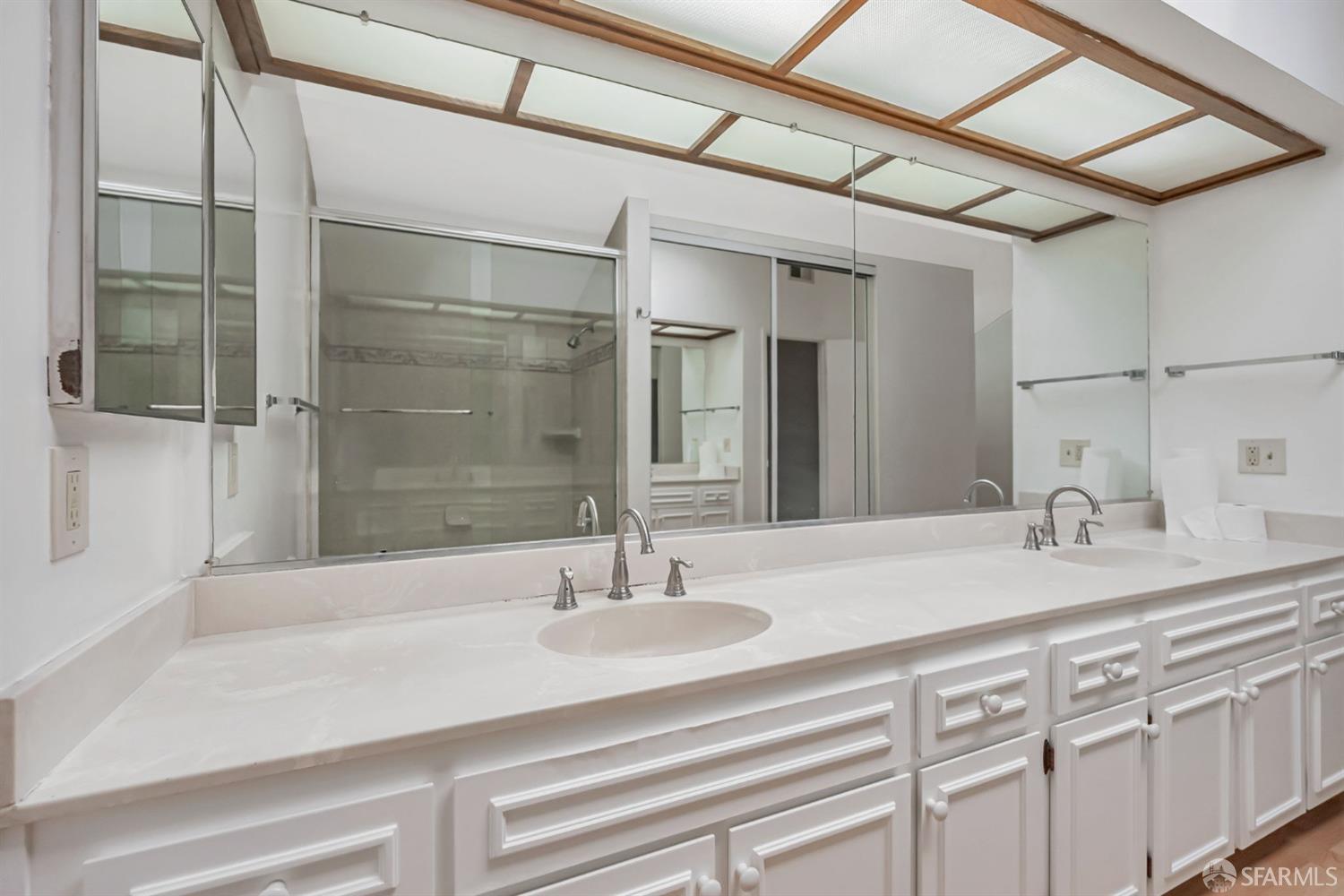 Detail Gallery Image 27 of 35 For 35 Cornwall Way, San Leandro,  CA 94577 - 3 Beds | 3 Baths