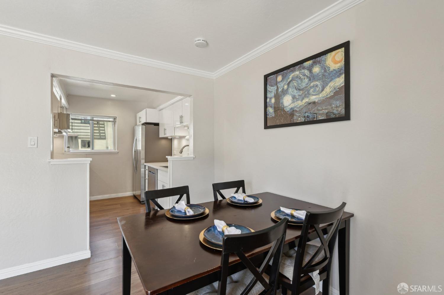 Detail Gallery Image 7 of 38 For 7212 Admiralty Ln, Foster City,  CA 94404 - 2 Beds | 1/1 Baths