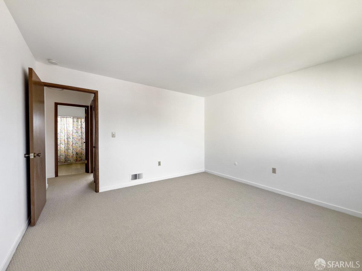 Detail Gallery Image 23 of 29 For 30 Sheffield Ct, San Pablo,  CA 94806 - 2 Beds | 1/1 Baths