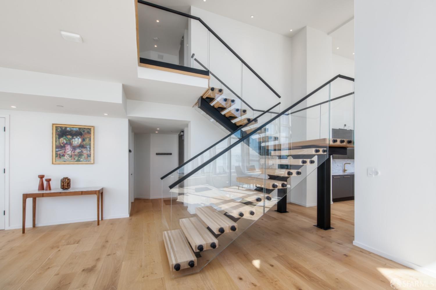 Detail Gallery Image 6 of 27 For 201 Folsom St Ph41c,  San Francisco,  CA 94105 - 3 Beds | 3/1 Baths