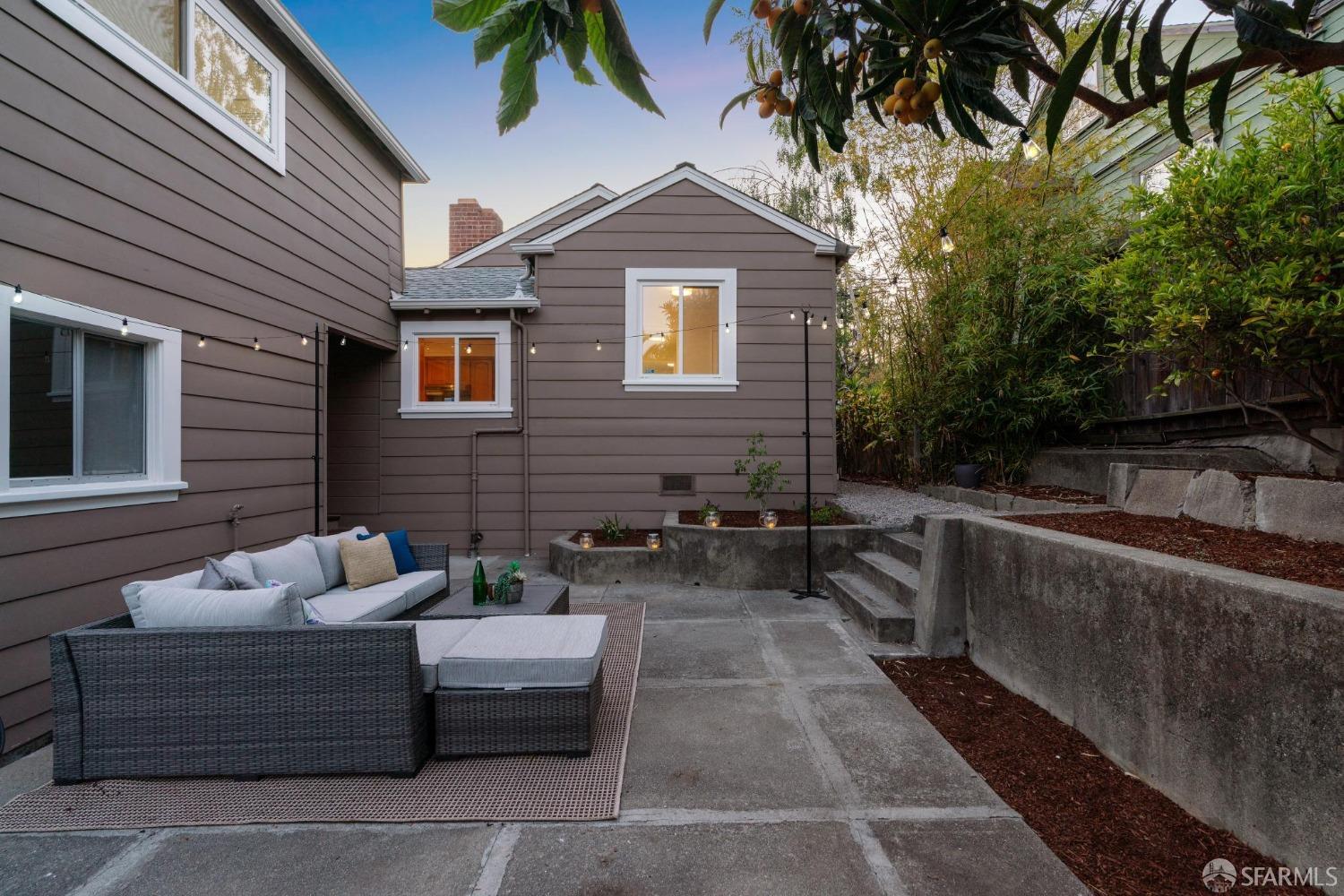 Detail Gallery Image 42 of 45 For 4600 Steele St, Oakland,  CA 94611 - 4 Beds | 2 Baths