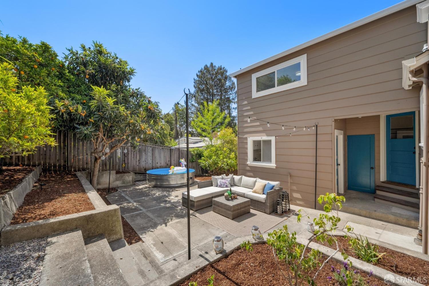 Detail Gallery Image 27 of 45 For 4600 Steele St, Oakland,  CA 94611 - 4 Beds | 2 Baths