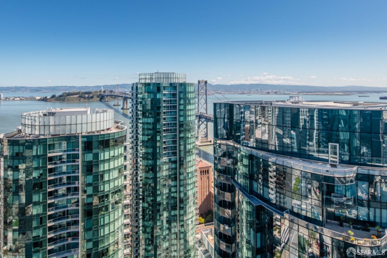 Detail Gallery Image 20 of 27 For 201 Folsom St Ph41c,  San Francisco,  CA 94105 - 3 Beds | 3/1 Baths